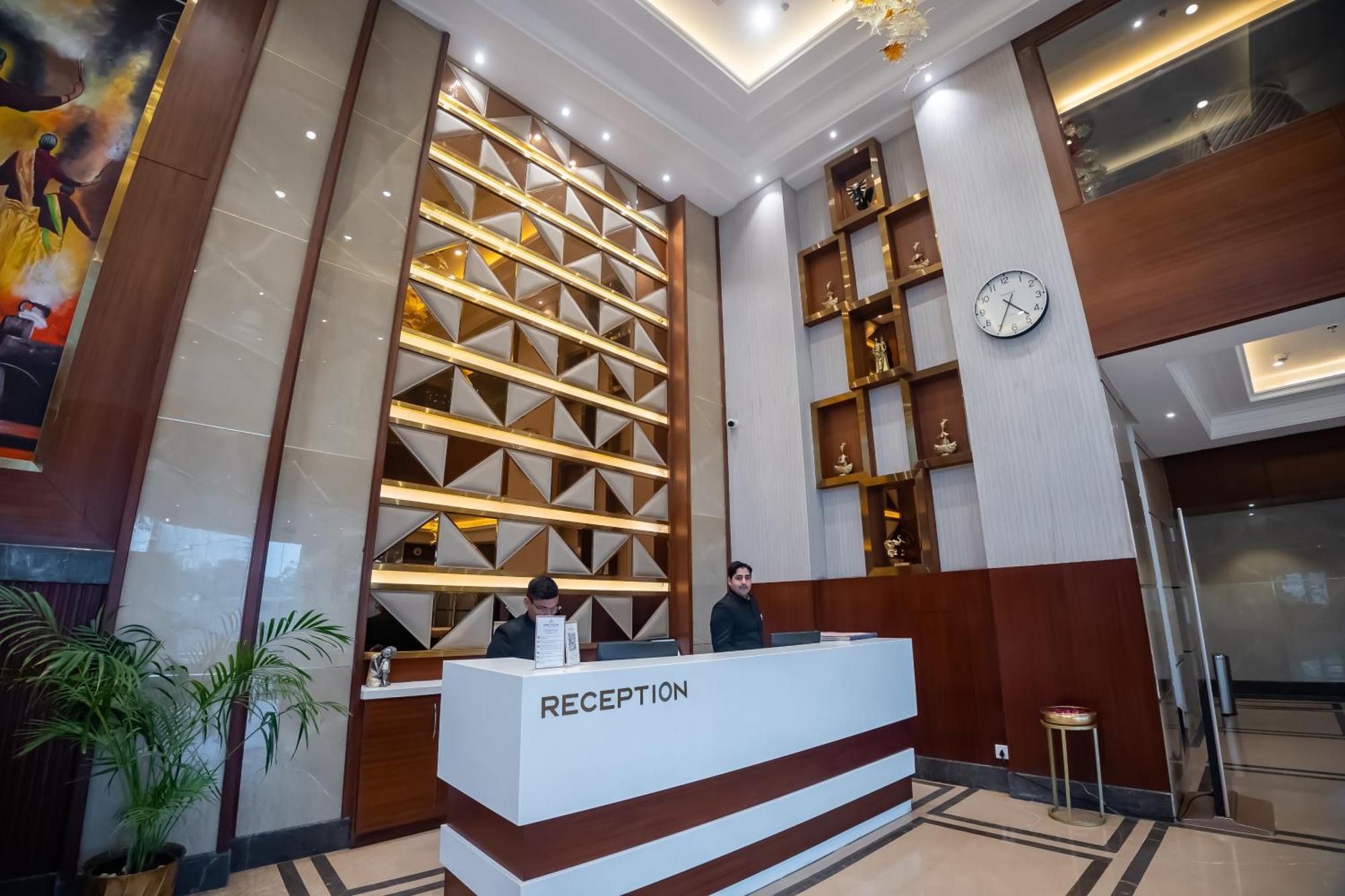Arcadia Hotel — Photos 1